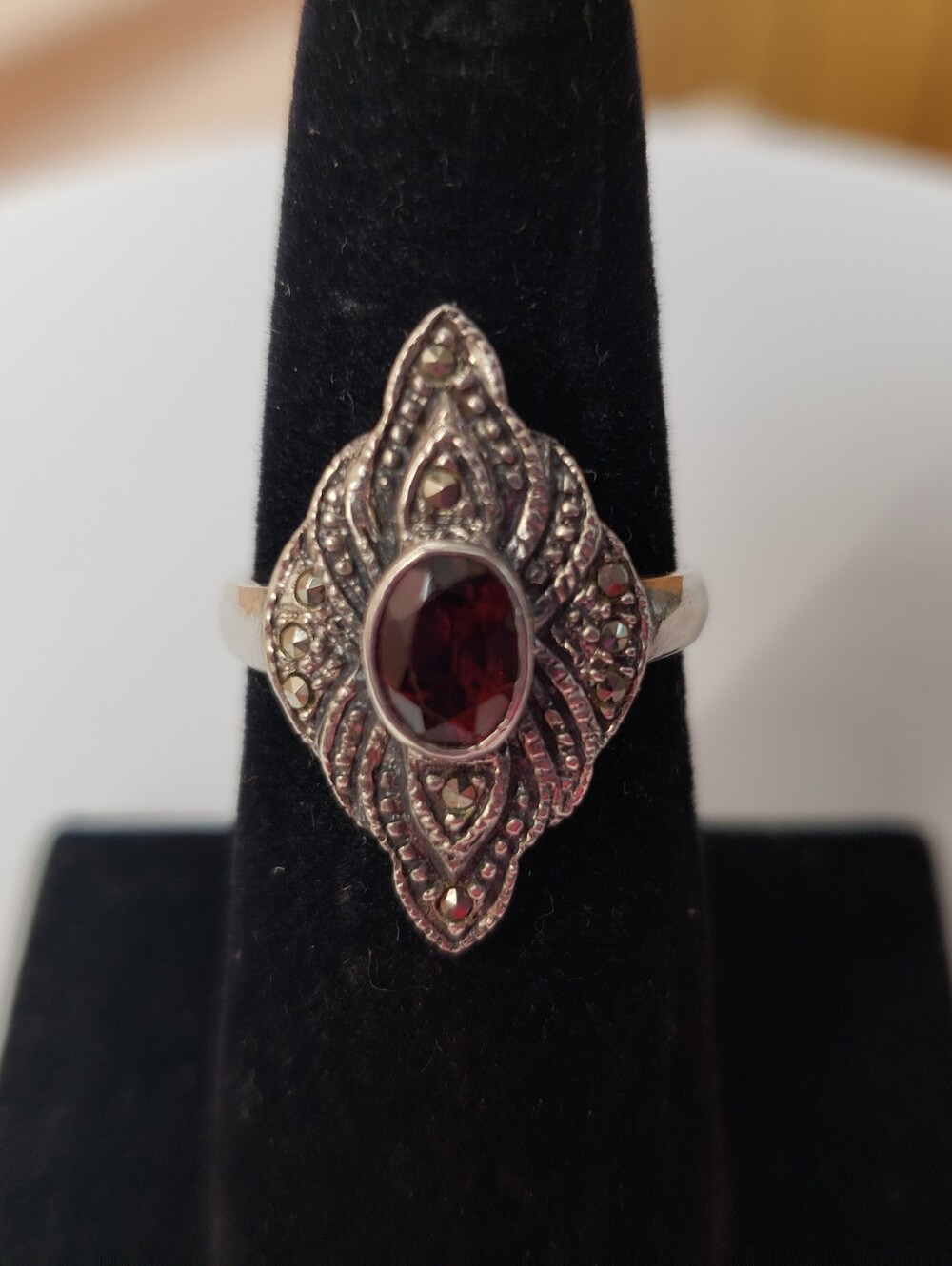 Sterling Silver Art Deco Style Marcasite and Garnet Ring Size 7.5 Vintage